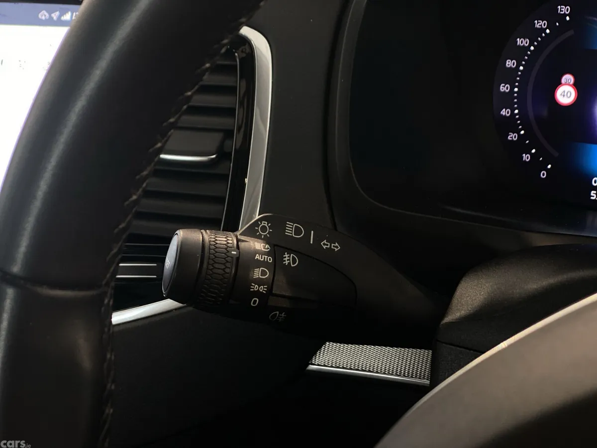 Volvo XC90 SUV, Diesel Hybrid, 2022, Black