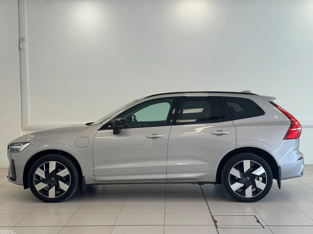 Volvo XC60 SUV, Petrol Plug-in Hybrid, 2024, Grey