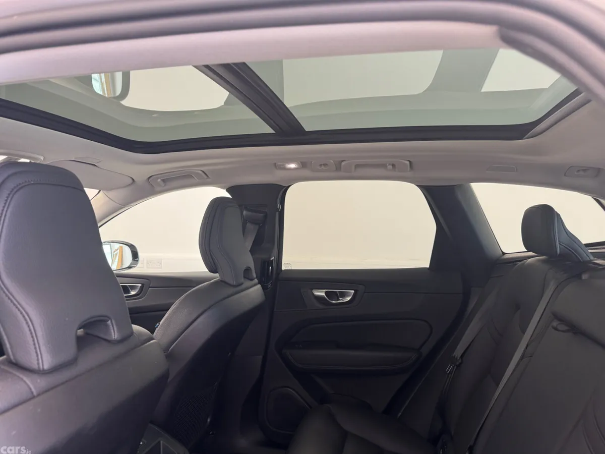 Volvo XC60 SUV, Petrol Plug-in Hybrid, 2024, Grey