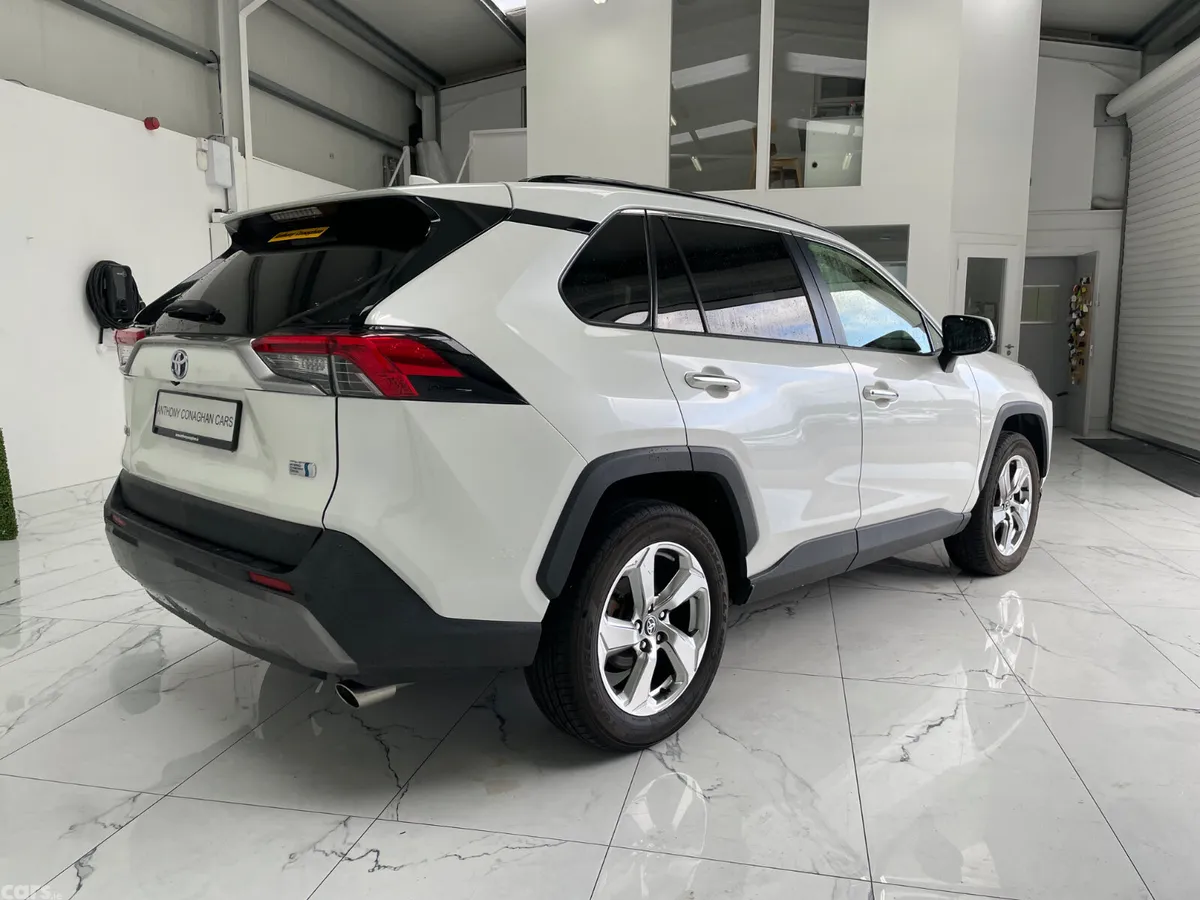 Toyota RAV4 SUV, Petrol Hybrid, 2021, White