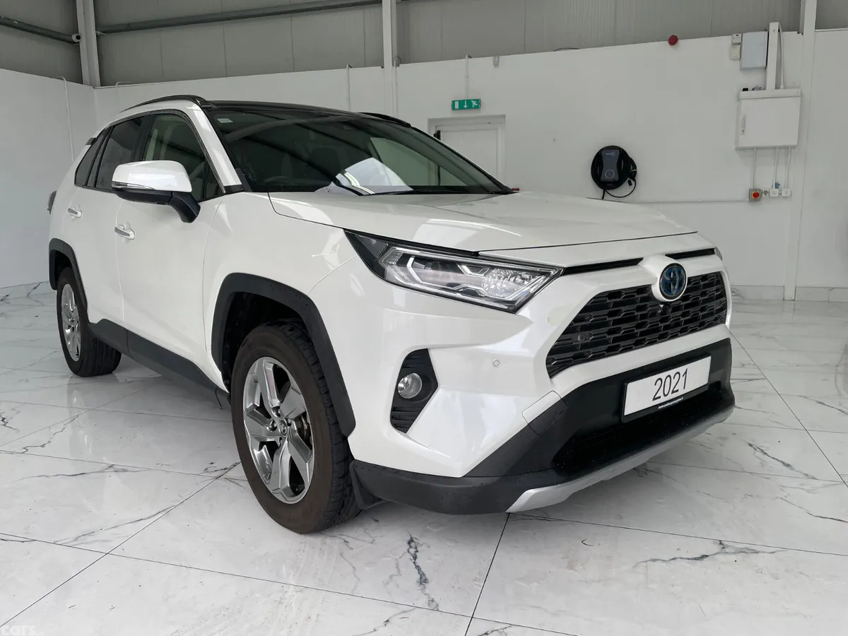 Toyota RAV4 SUV, Petrol Hybrid, 2021, White