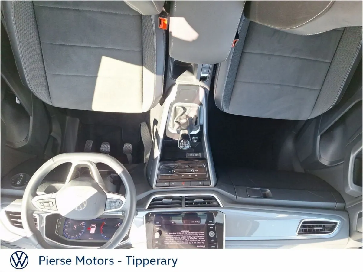 Volkswagen T-Roc SUV, Petrol, 2024, Grey