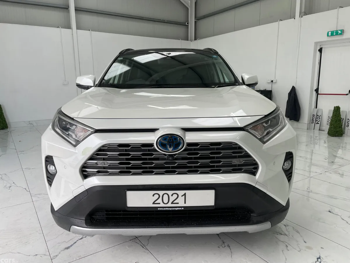 Toyota RAV4 SUV, Petrol Hybrid, 2021, White