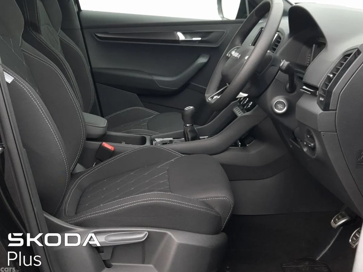 Skoda Karoq SUV, Diesel, 2026, Black