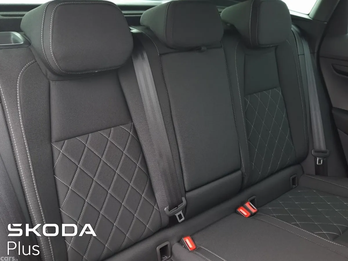 Skoda Karoq SUV, Diesel, 2026, Black