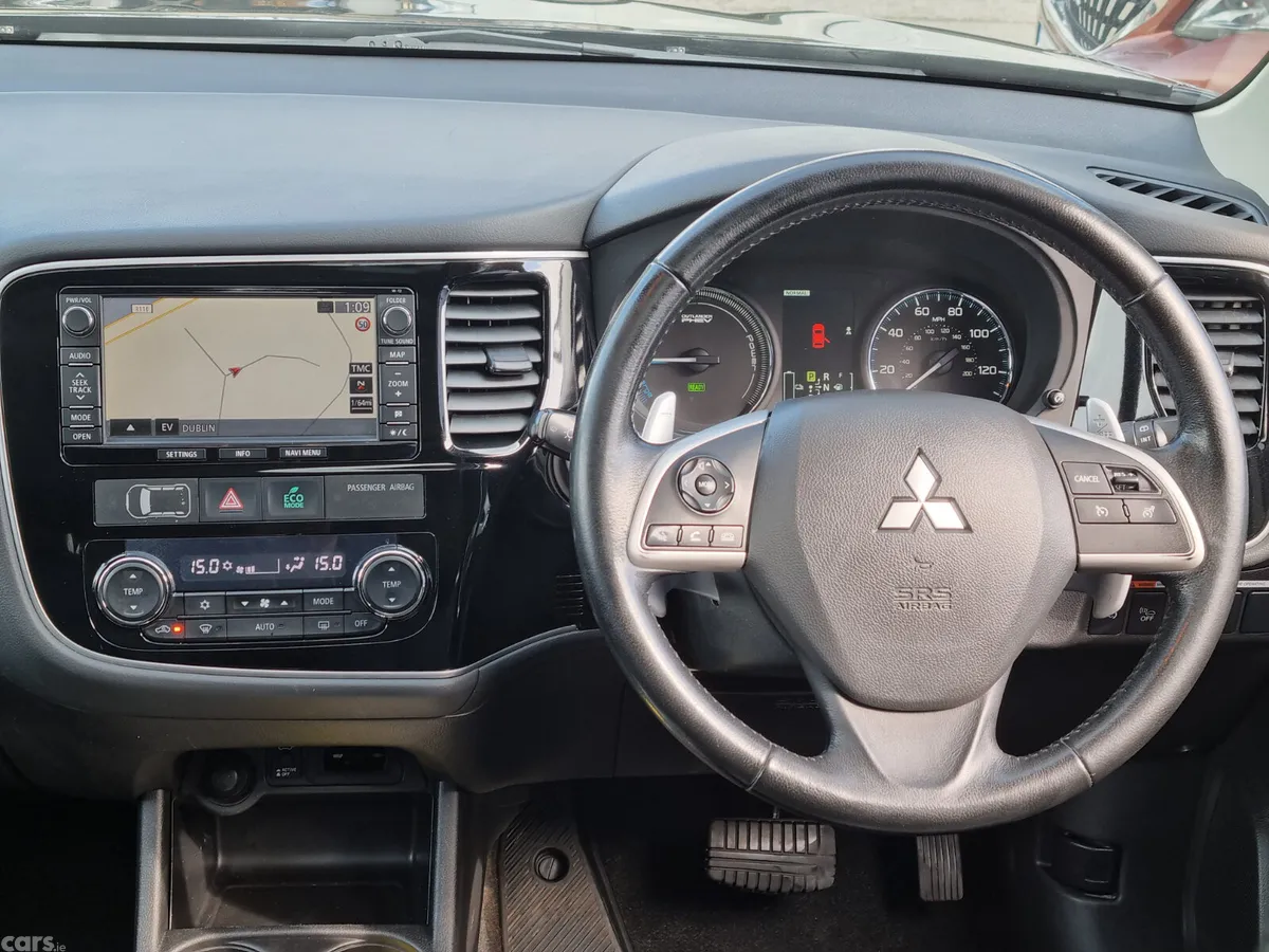 Mitsubishi Outlander SUV, Petrol Hybrid, 2014, Black