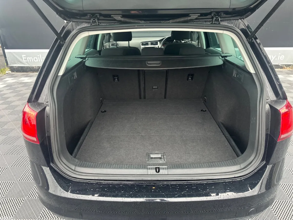 Volkswagen Golf Estate, Petrol, 2015, Black
