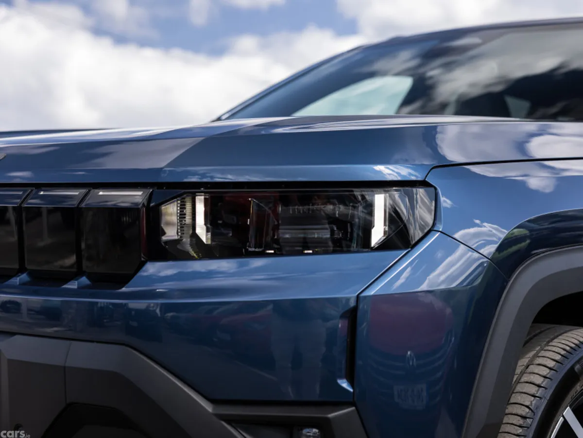 Jeep Compass SUV, Electric, 2026, Blue