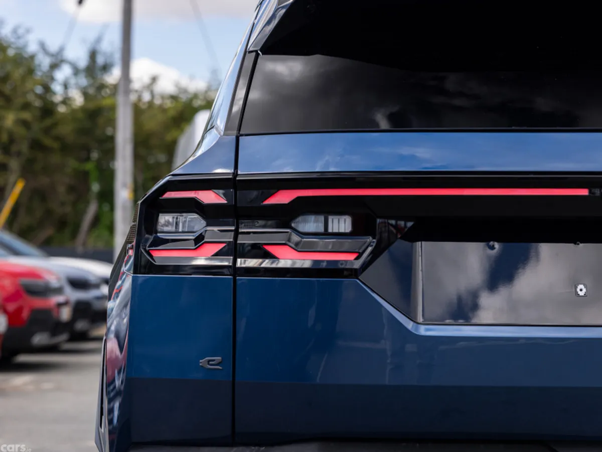 Jeep Compass SUV, Electric, 2026, Blue