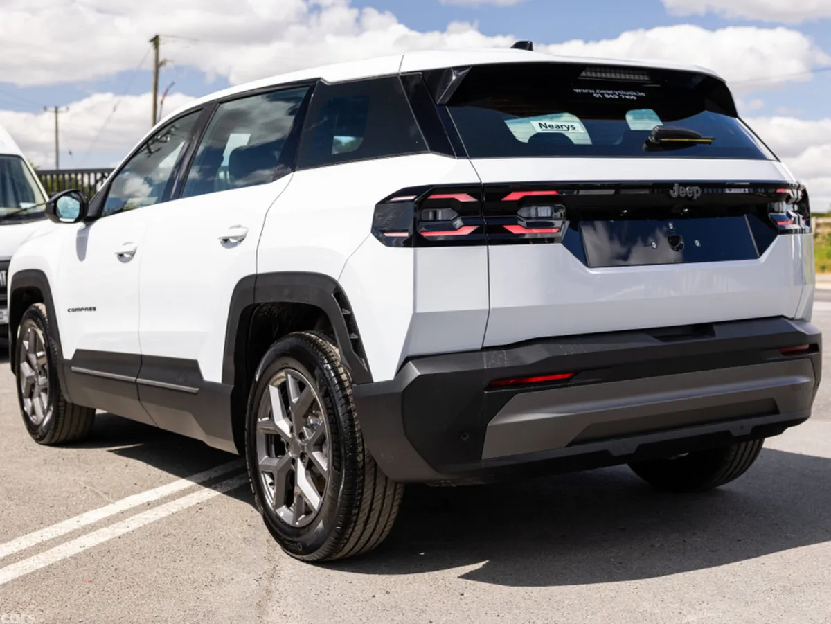 Jeep Compass SUV, Petrol Hybrid, 2026, White