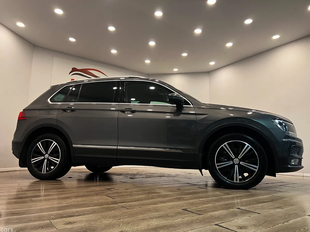 Volkswagen Tiguan SUV, Diesel, 2019, Grey