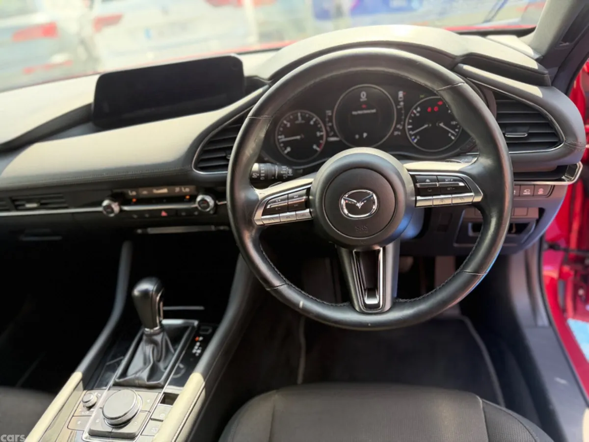Mazda Mazda3 Hatchback, Diesel, 2021, Red