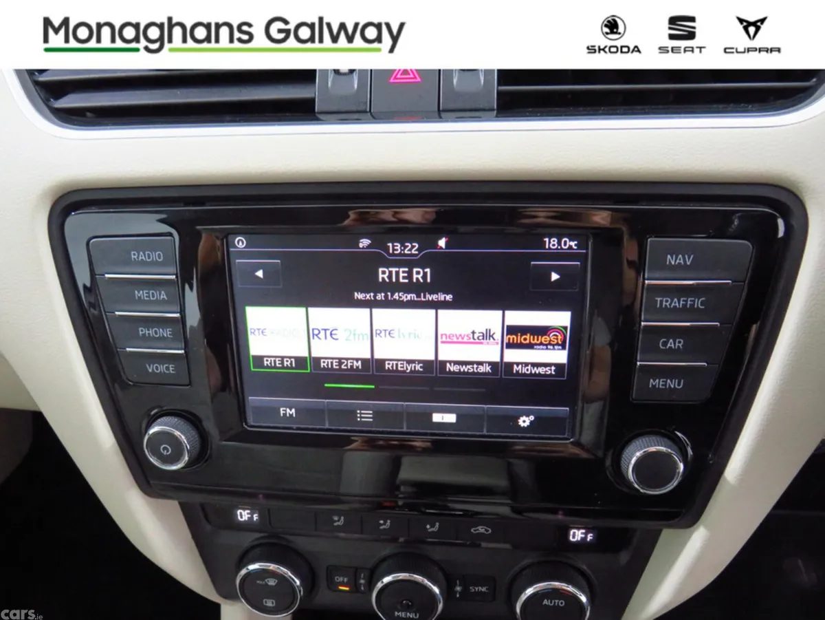 Skoda Octavia Estate, Diesel, 2017, Beige