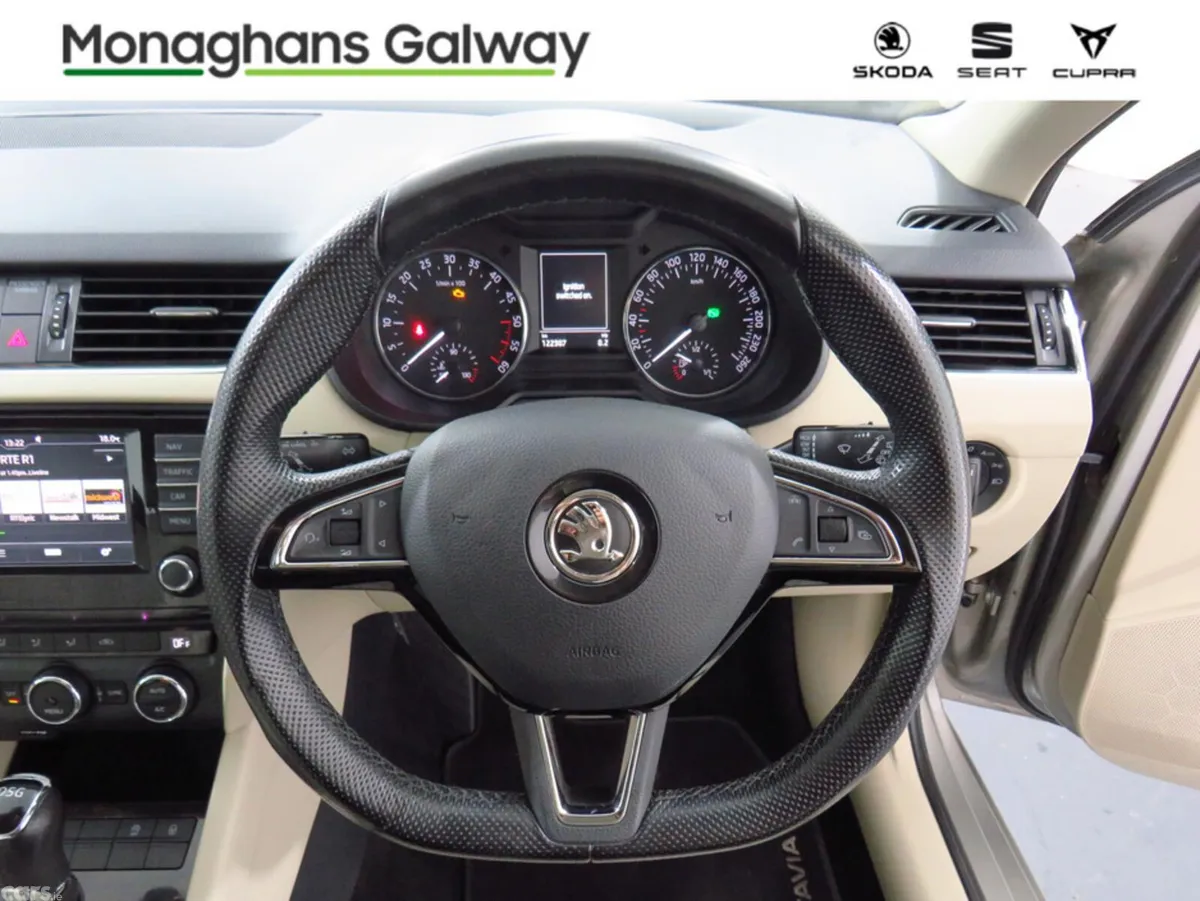 Skoda Octavia Estate, Diesel, 2017, Beige