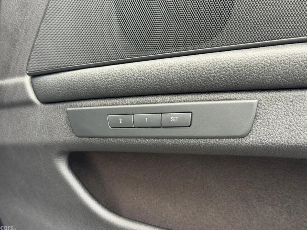 BMW 5-Series Estate, Diesel, 2016, Black