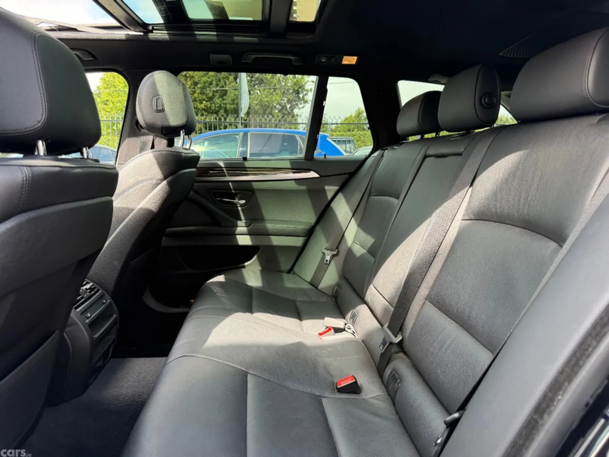 BMW 5-Series Estate, Diesel, 2016, Black