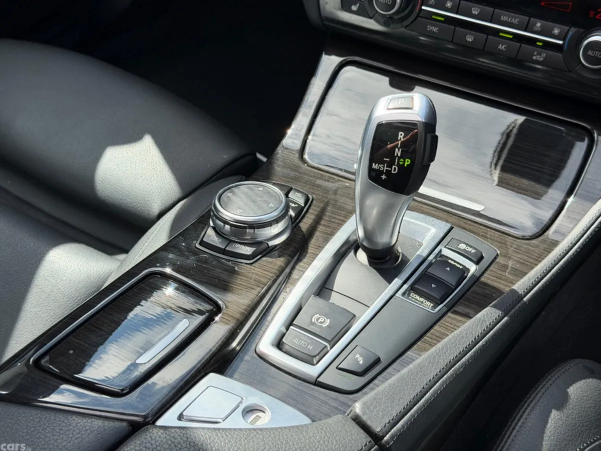 BMW 5-Series Estate, Diesel, 2016, Black