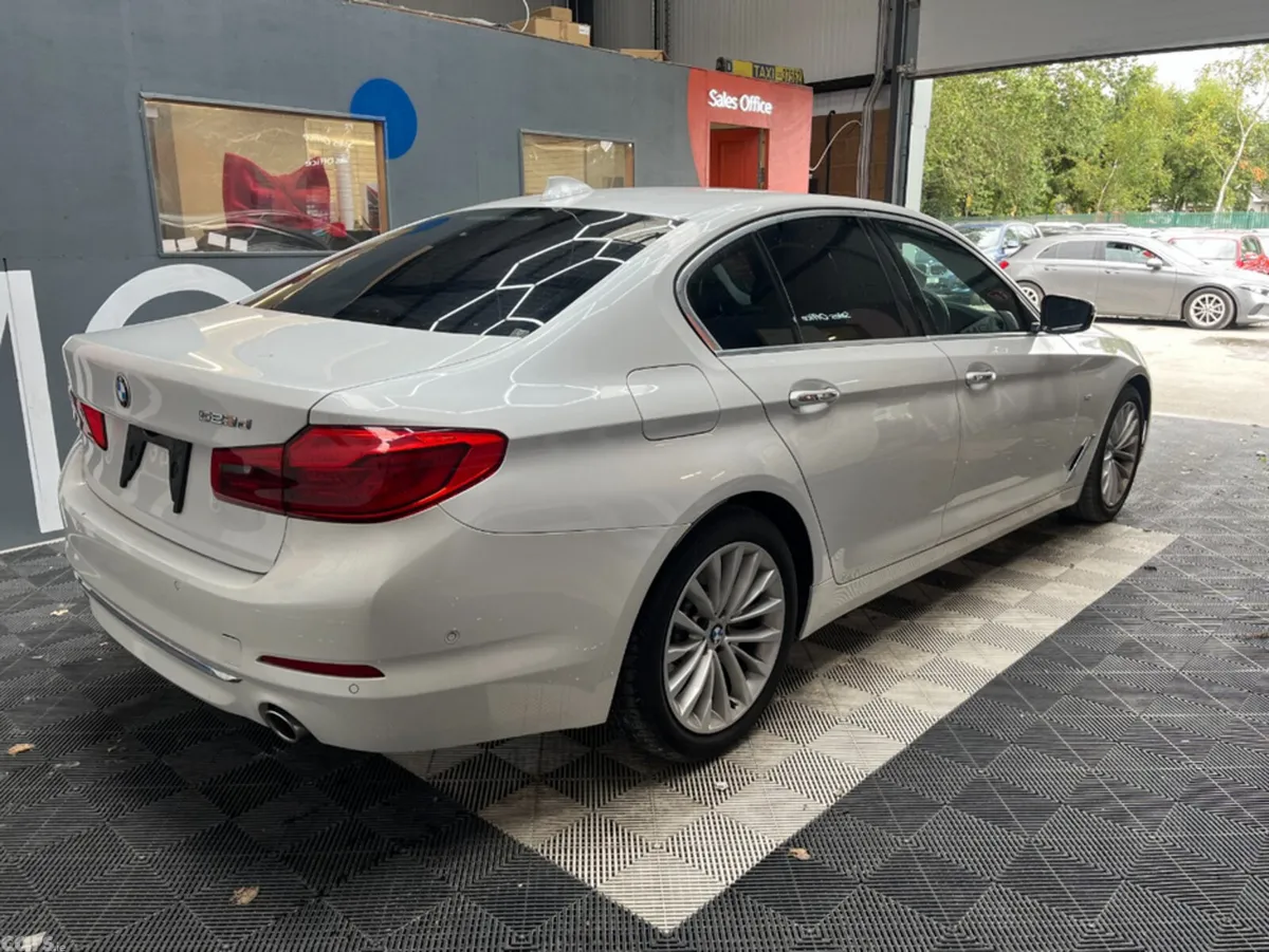 BMW 5-Series Saloon, Diesel, 2017, White
