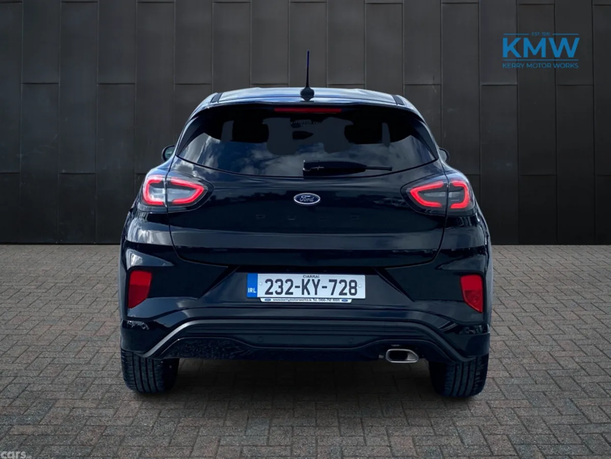 Ford Puma MPV, Petrol Hybrid, 2023, Black