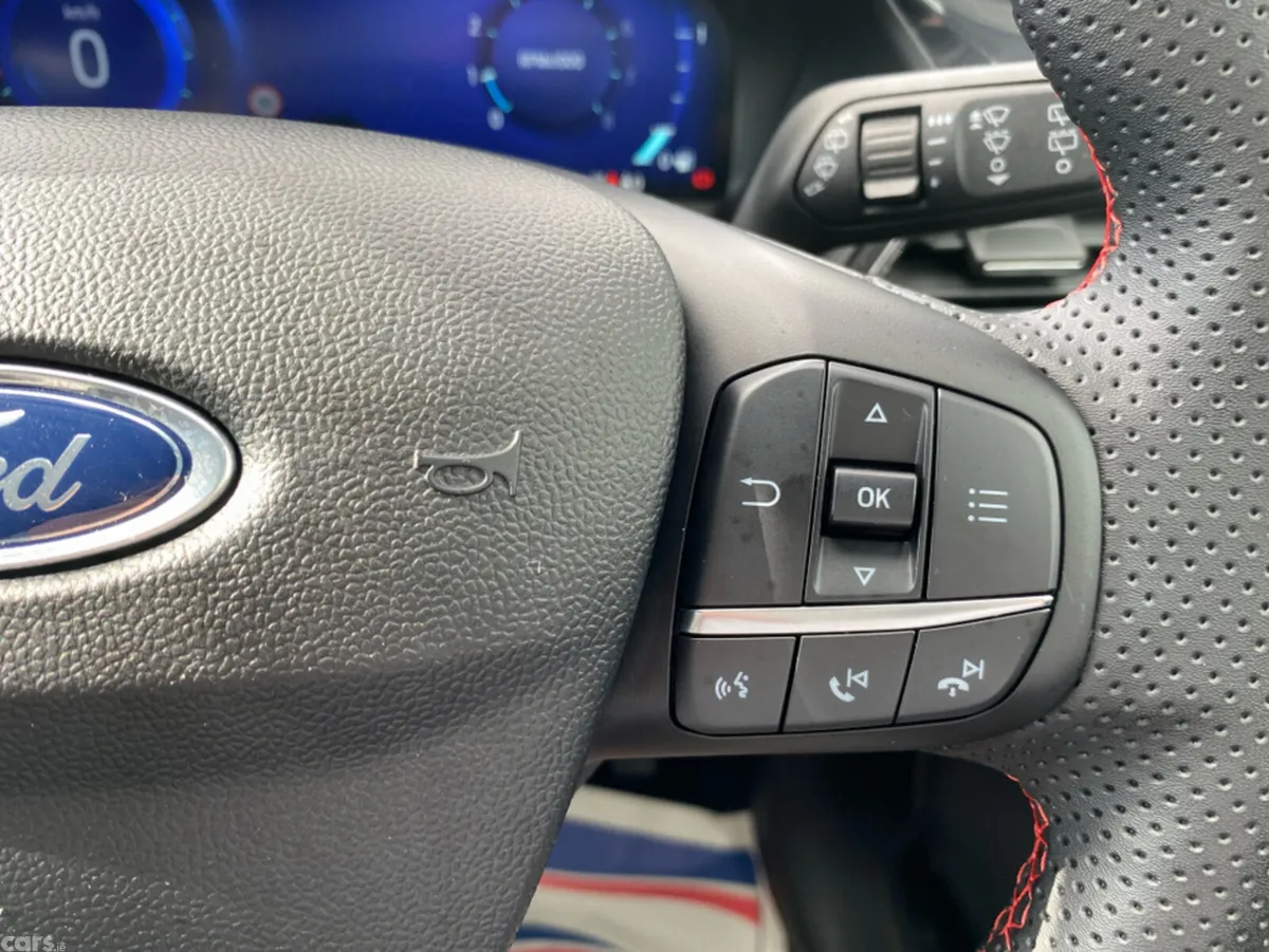 Ford Puma MPV, Petrol Hybrid, 2023, Black