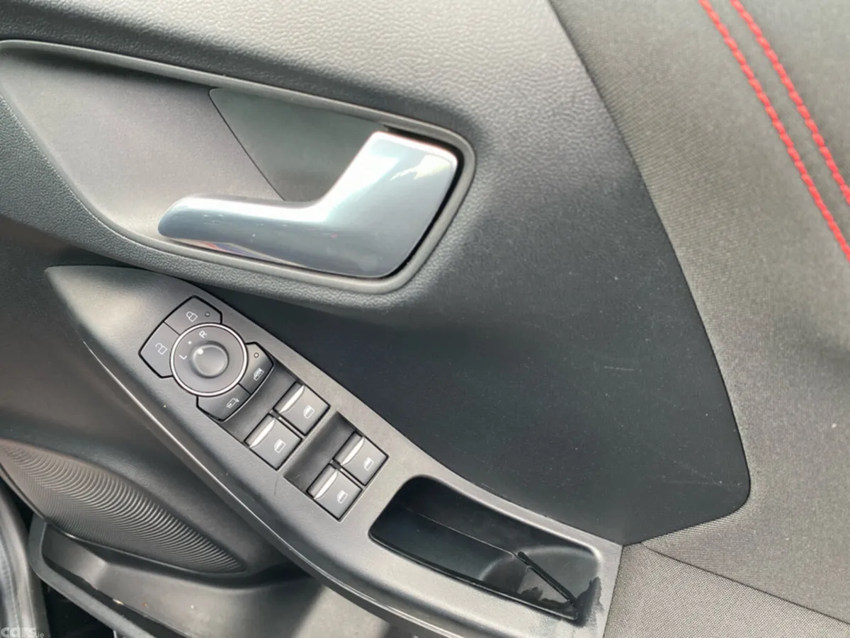 Ford Puma MPV, Petrol Hybrid, 2023, Black