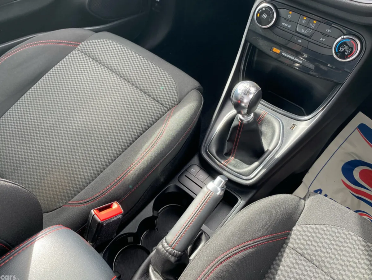 Ford Puma MPV, Petrol Hybrid, 2023, Black