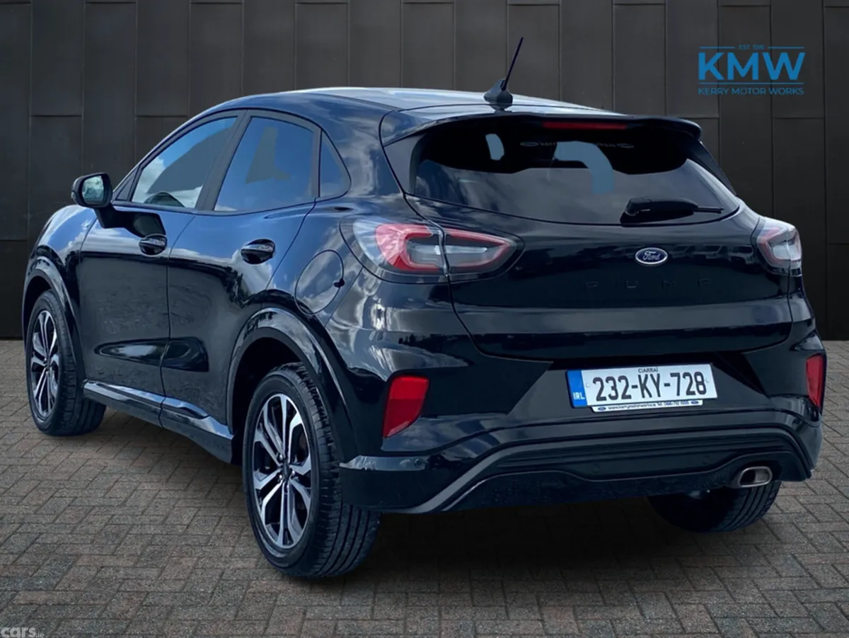 Ford Puma MPV, Petrol Hybrid, 2023, Black