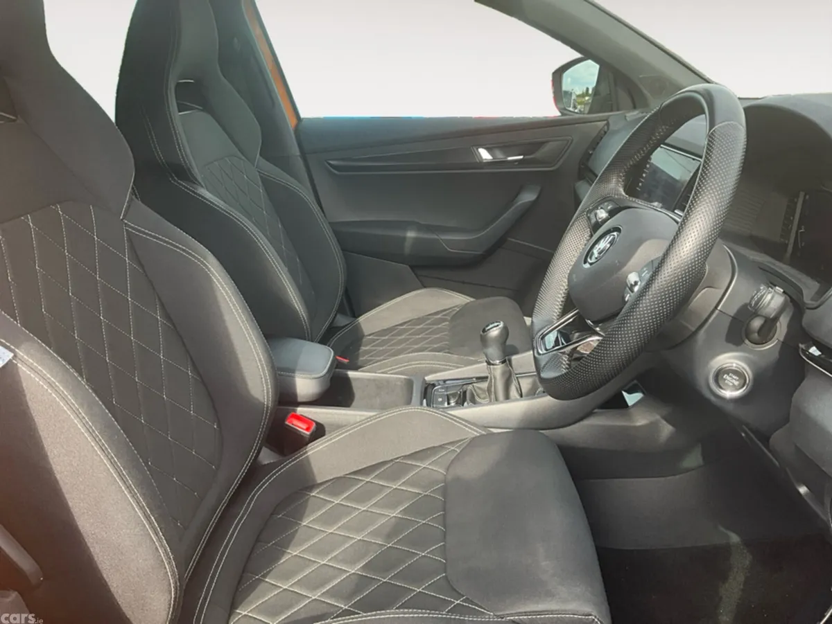 Skoda Karoq SUV, Diesel, 2023, Orange