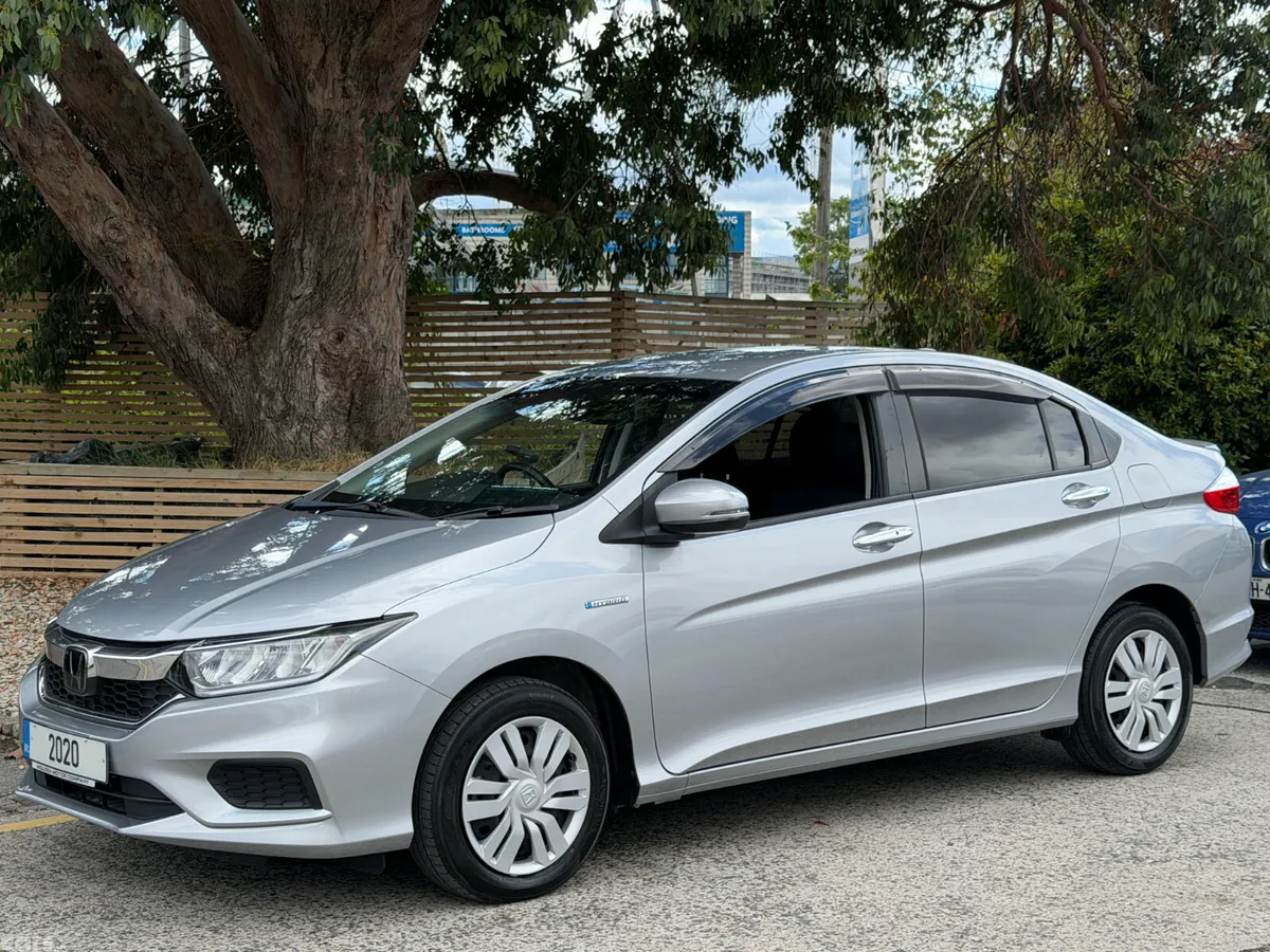 Honda Grace Saloon, Petrol Hybrid, 2020, Silver