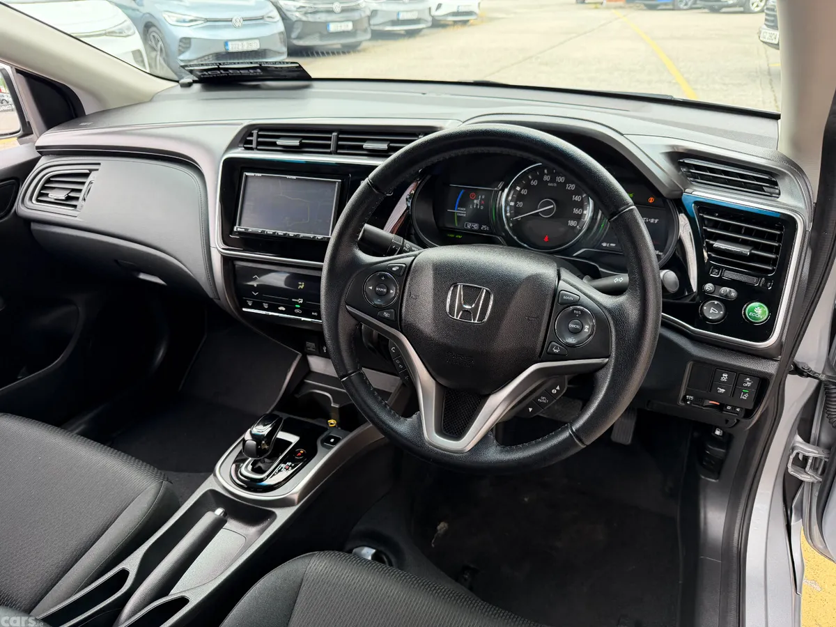 Honda Grace Saloon, Petrol Hybrid, 2020, Silver