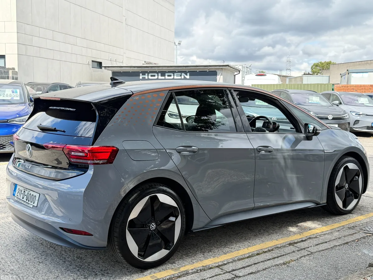 Volkswagen ID.3 Hatchback, Electric, 2021, Grey