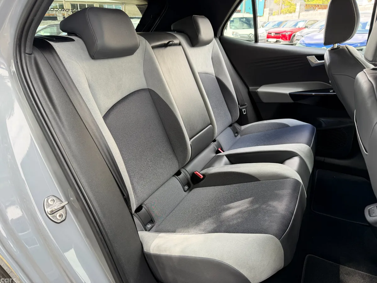 Volkswagen ID.3 Hatchback, Electric, 2021, Grey
