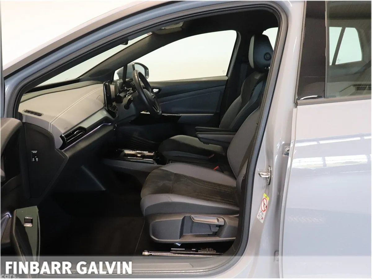 Volkswagen ID.4 Estate, Electric, 2023, Grey