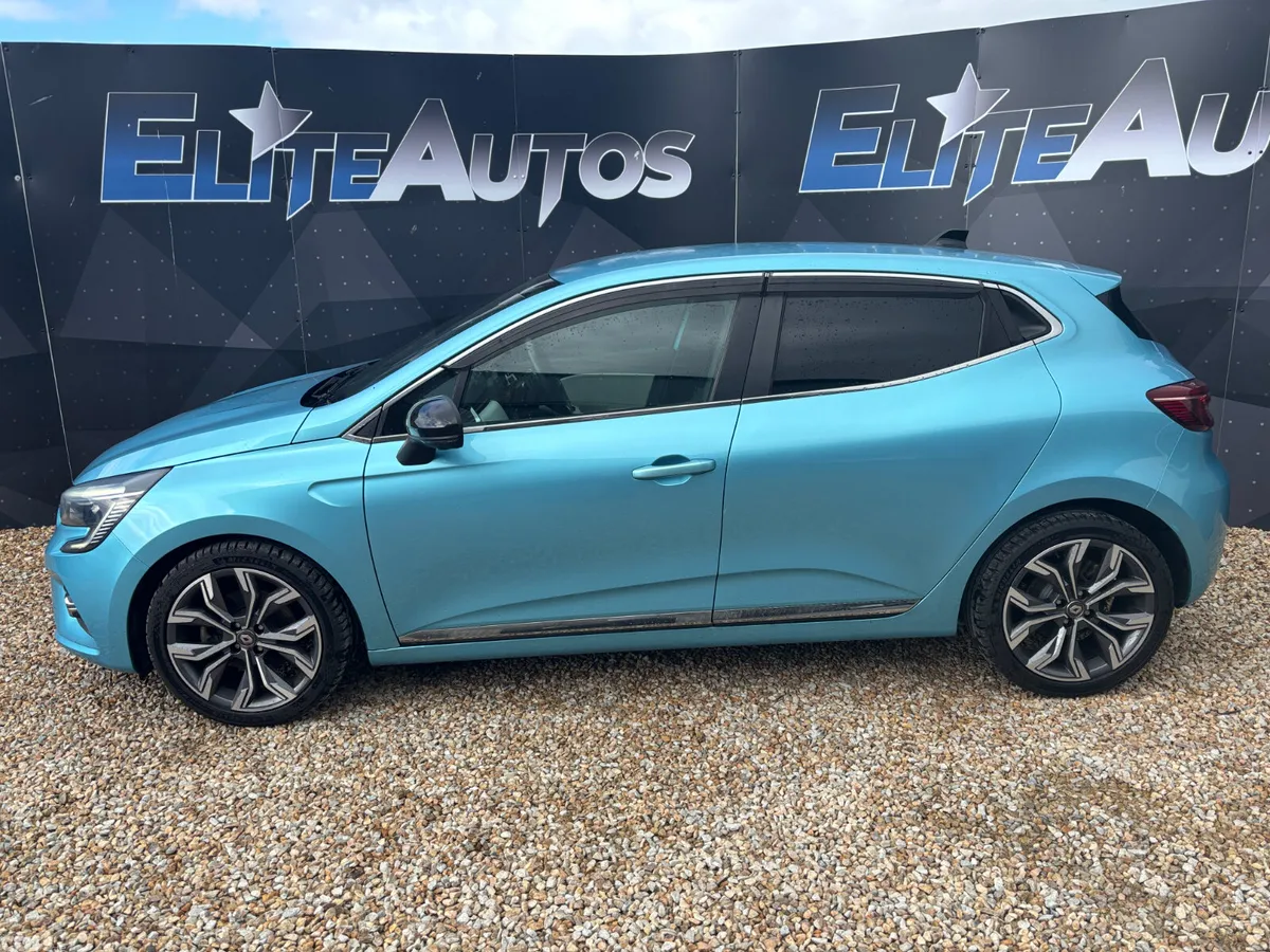 Renault Clio Hatchback, Petrol, 2021, Blue