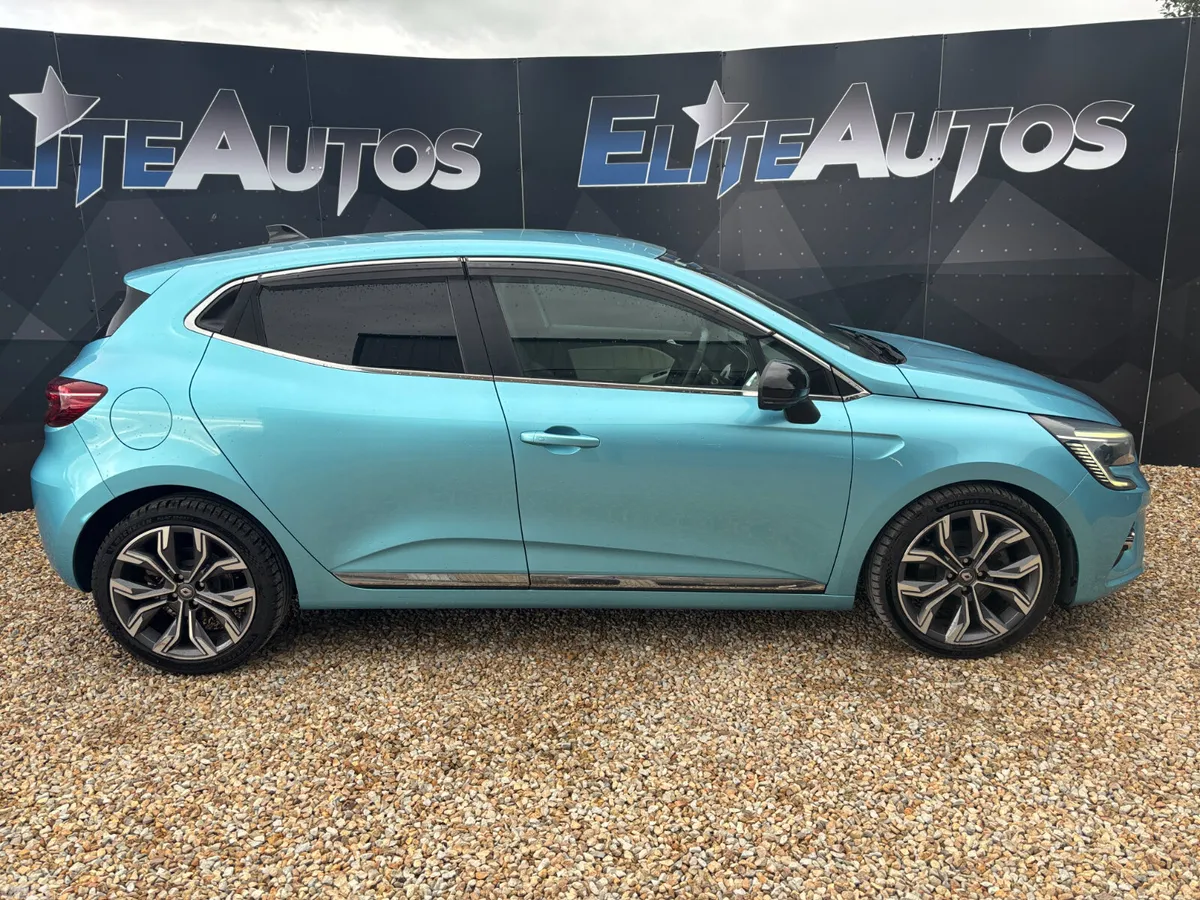 Renault Clio Hatchback, Petrol, 2021, Blue