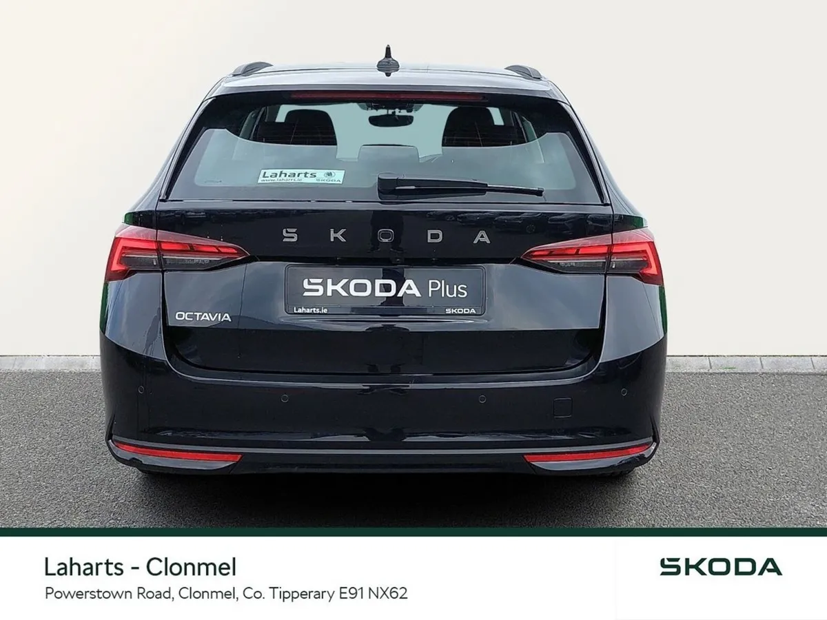 Skoda Octavia Estate, Petrol, 2026, Black