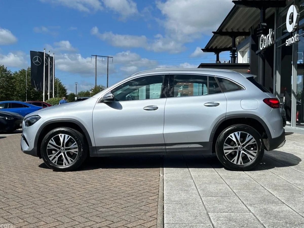 Mercedes-Benz GLA SUV, Petrol, 2026, Silver