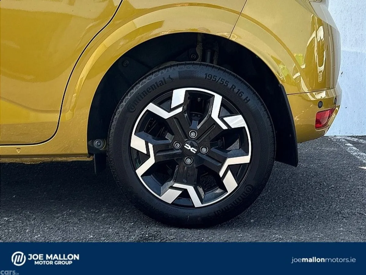 Dacia Sandero Hatchback, Petrol, 2026, Yellow