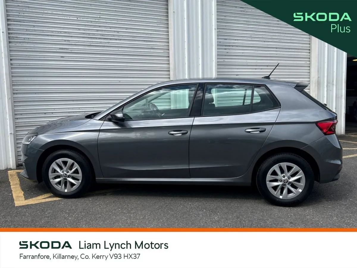 Skoda Fabia Hatchback, Petrol, 2023, Grey