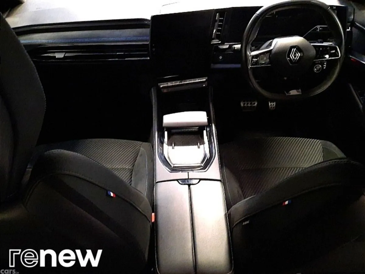 Renault Austral SUV, Petrol Hybrid, 2024, White