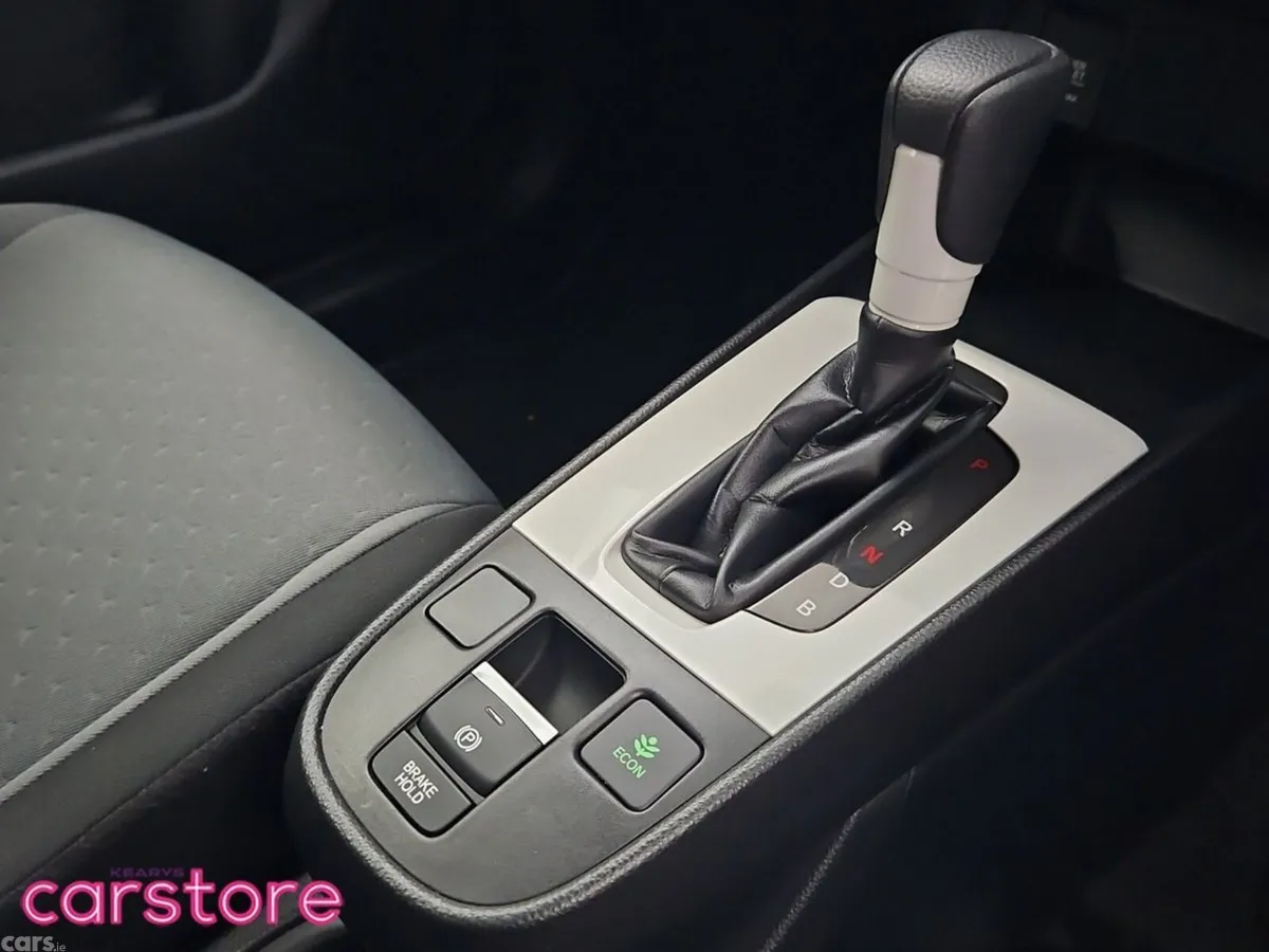 Honda Fit Hatchback, Petrol Hybrid, 2023, Silver