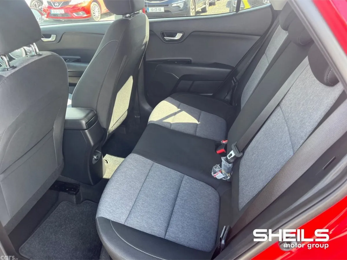 Kia Stonic Estate, Petrol, 2023, Red
