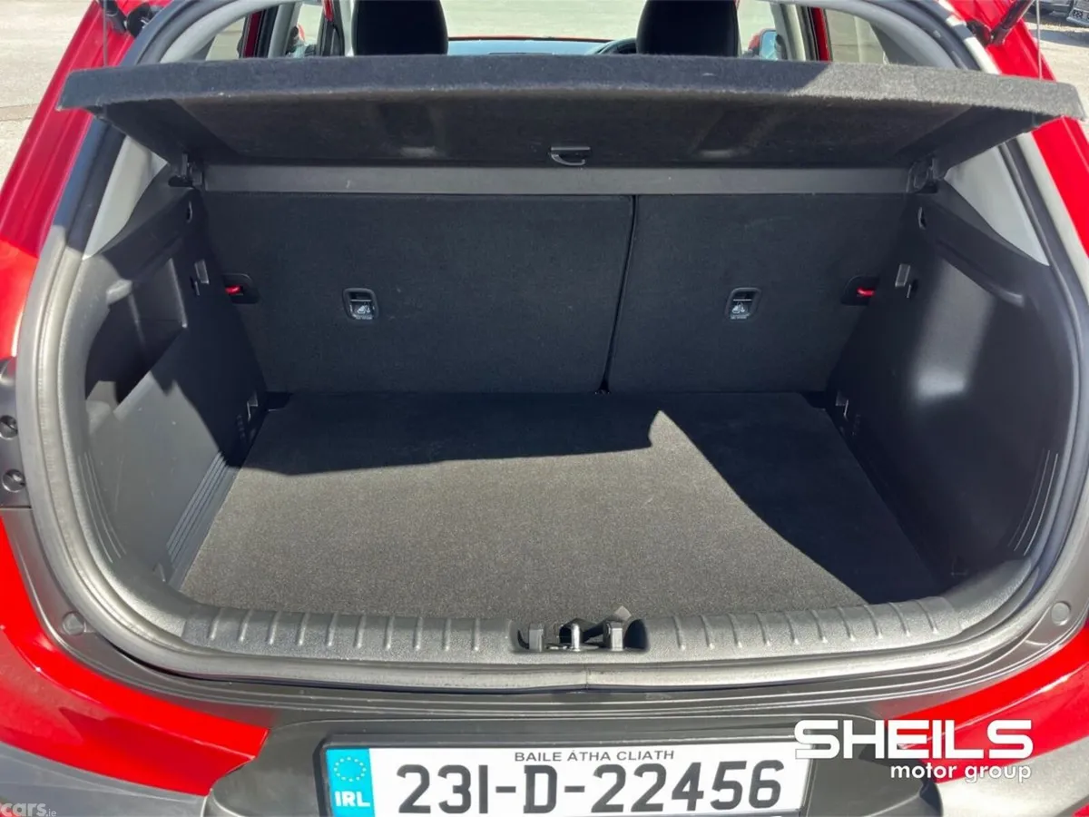 Kia Stonic Estate, Petrol, 2023, Red