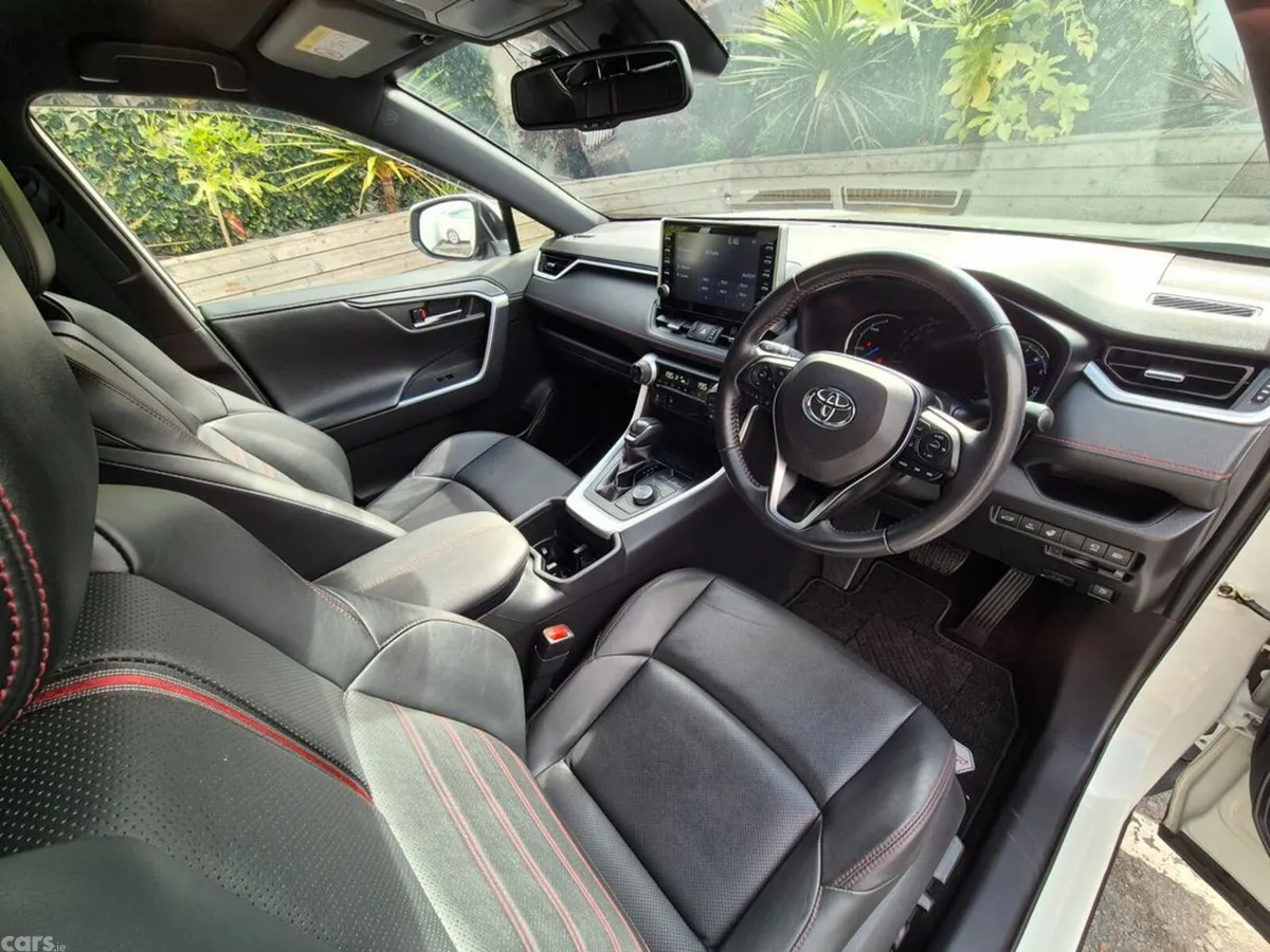 Toyota RAV4 SUV, Petrol Plug-in Hybrid, 2022, White