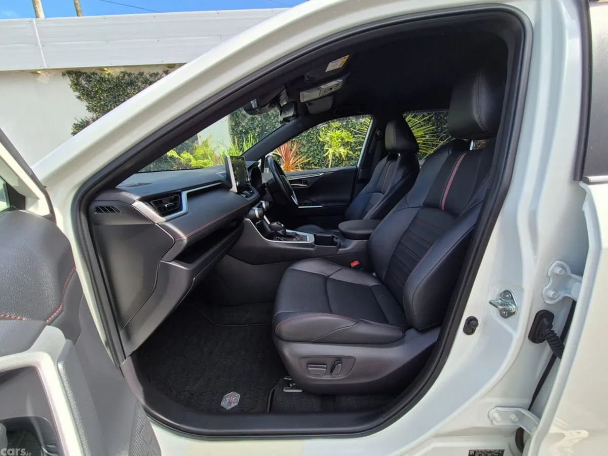 Toyota RAV4 SUV, Petrol Plug-in Hybrid, 2022, White