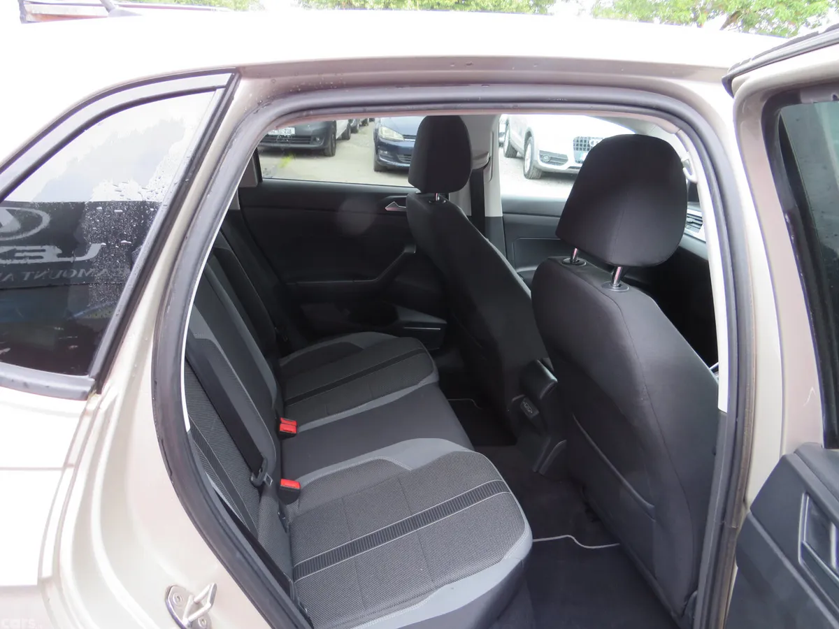 Volkswagen Polo Hatchback, Petrol, 2019, Gold