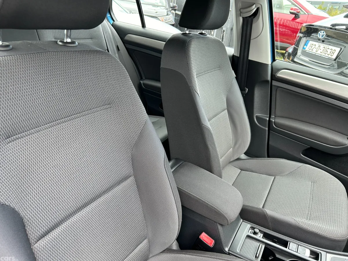 Volkswagen Golf Hatchback, Petrol, 2015, Blue
