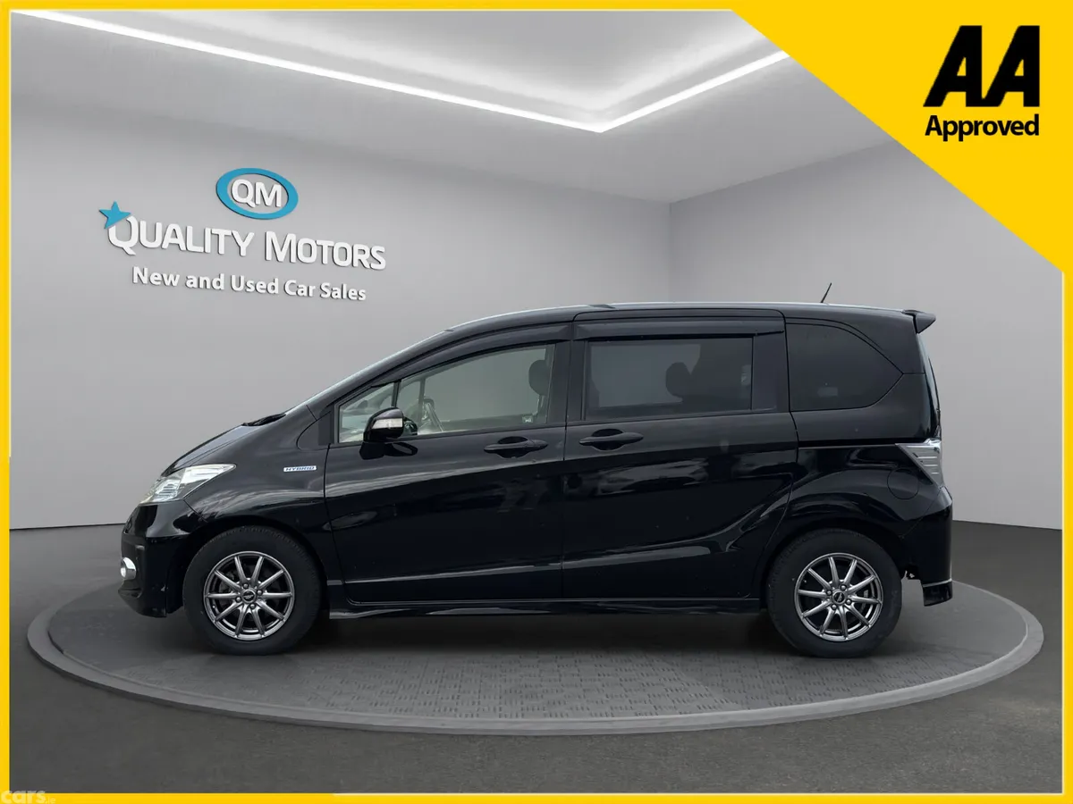 Honda Freed MPV, Petrol Hybrid, 2014, Black