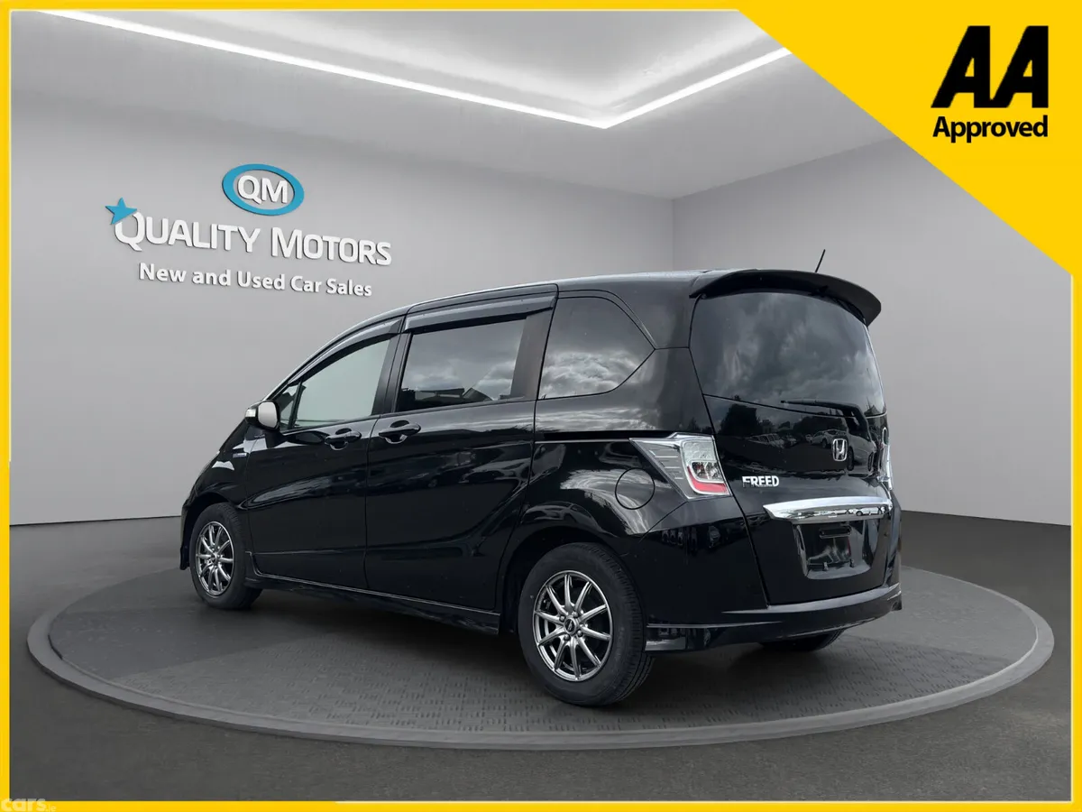 Honda Freed MPV, Petrol Hybrid, 2014, Black