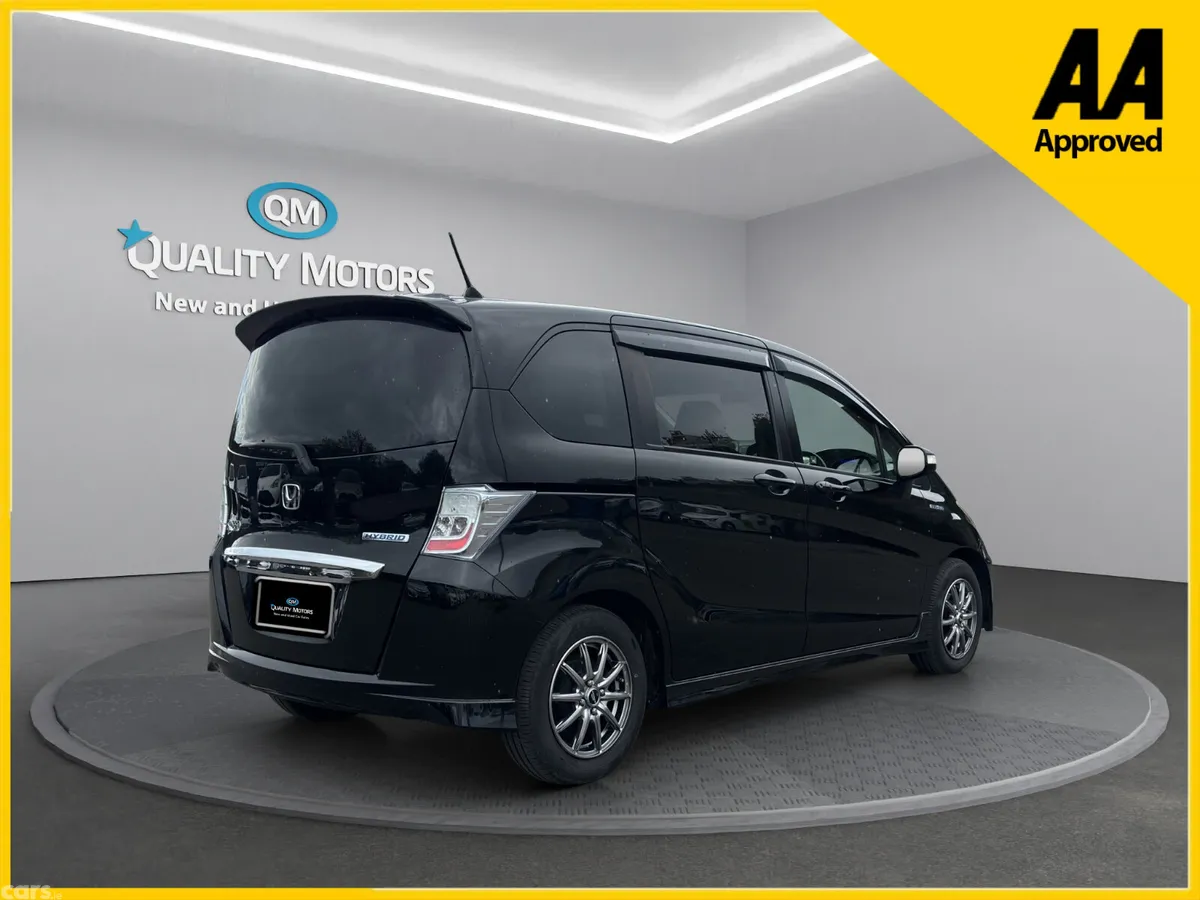 Honda Freed MPV, Petrol Hybrid, 2014, Black